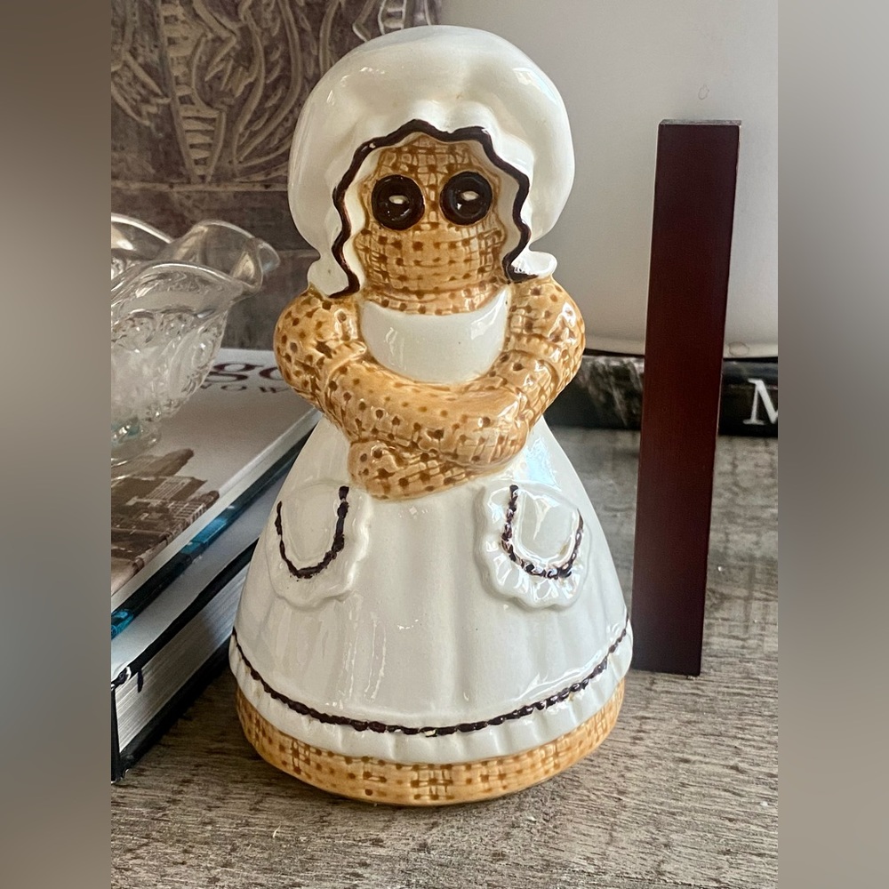 Vintage Sittire ceramic button eye burlap doll kitchen sponge Brillo holder MCM